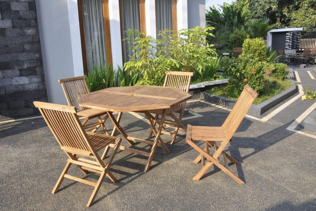 Exploring the Beauty of Indonesia Teak Furniture